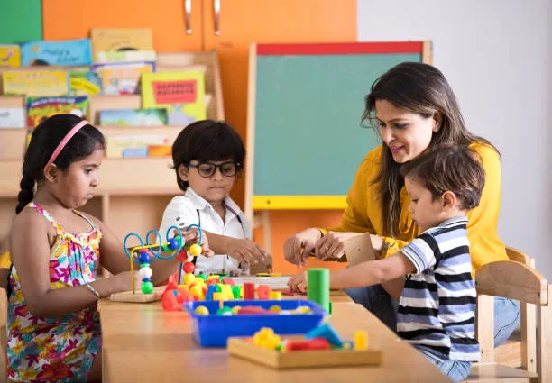 Diverse group of children learning together in a classroom